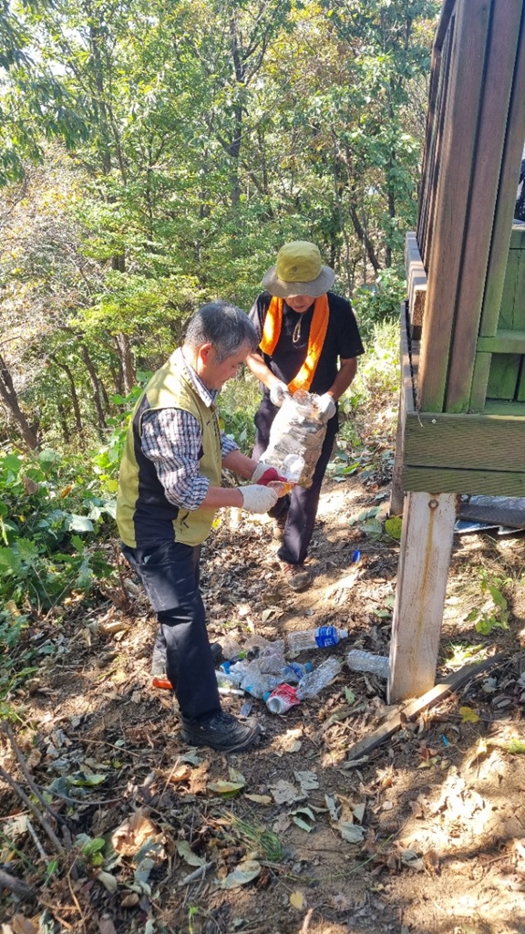 파주시 광탄면 사회단체, 박달산 산책로 정비로 쾌적한 등산 환경 조성